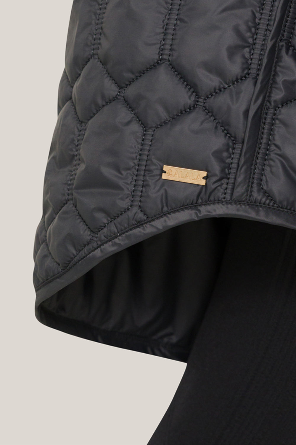 Alala women's quilted jacket in black