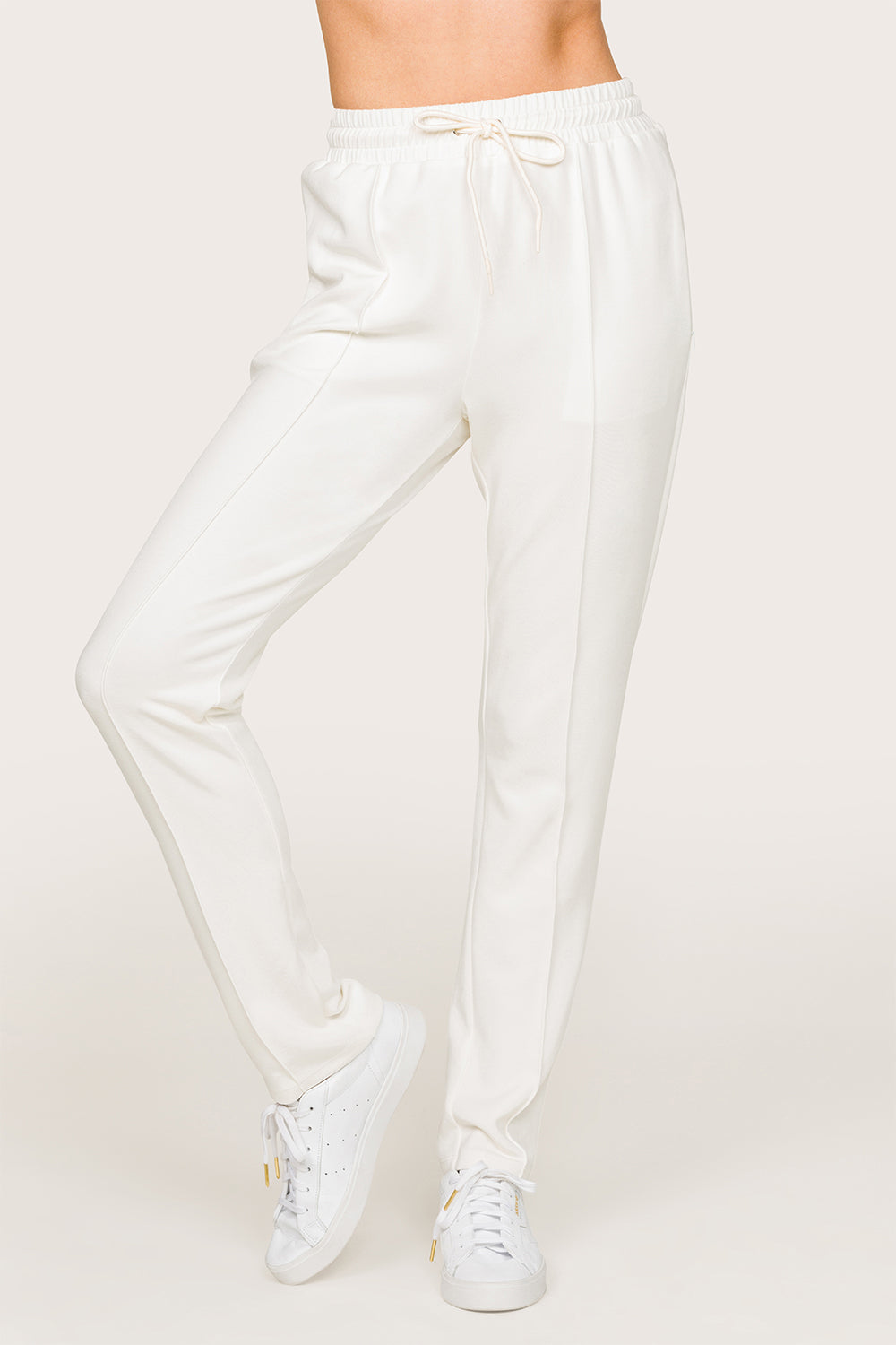 Alala women's comfortable jogger pant in white