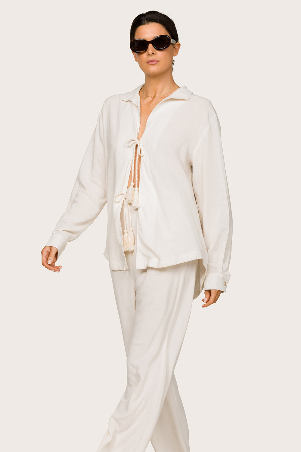 Alala women's linen blend tie-closure shirt