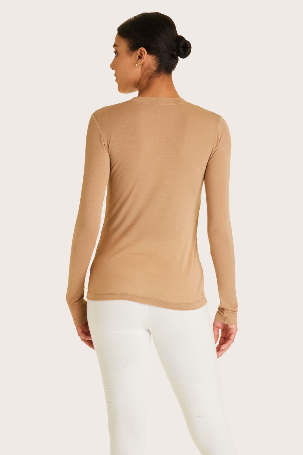 Alala women's cashmere crewneck long sleeve top in beige