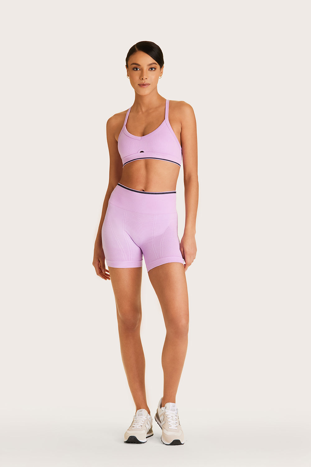 Alala women's barre seamless short in light purple