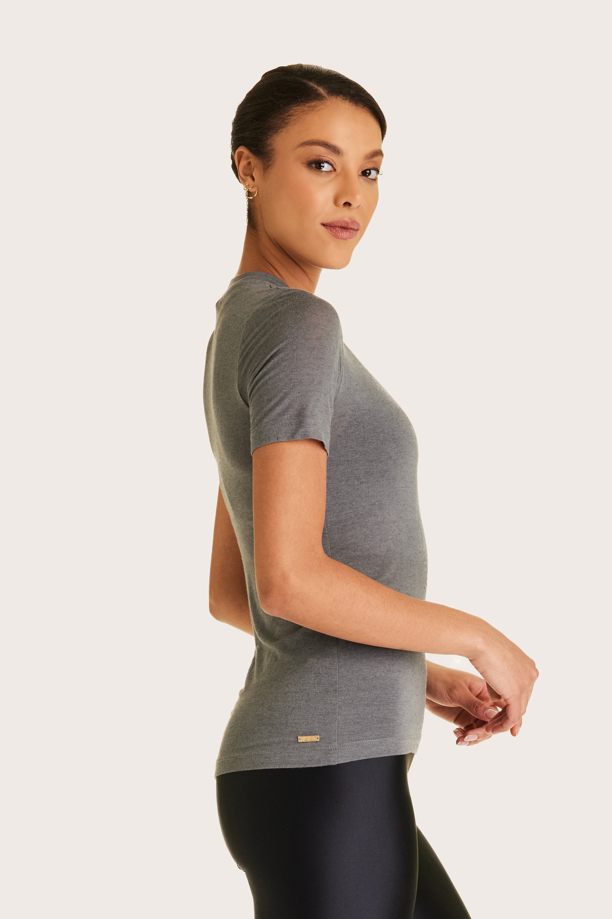 Alala women's Washable Cashmere Tee in grey