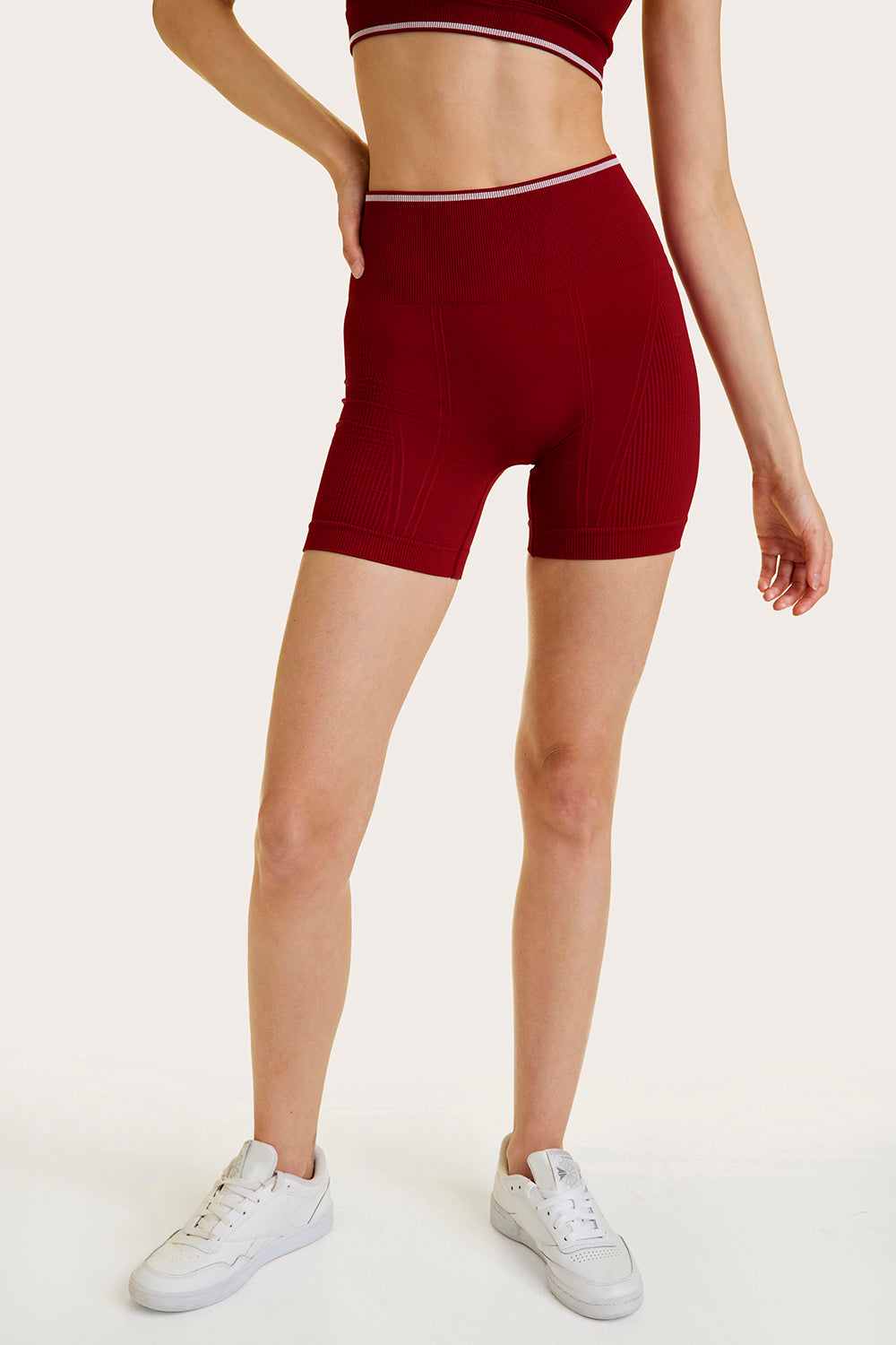 Alala women's barre seamless short in dark red