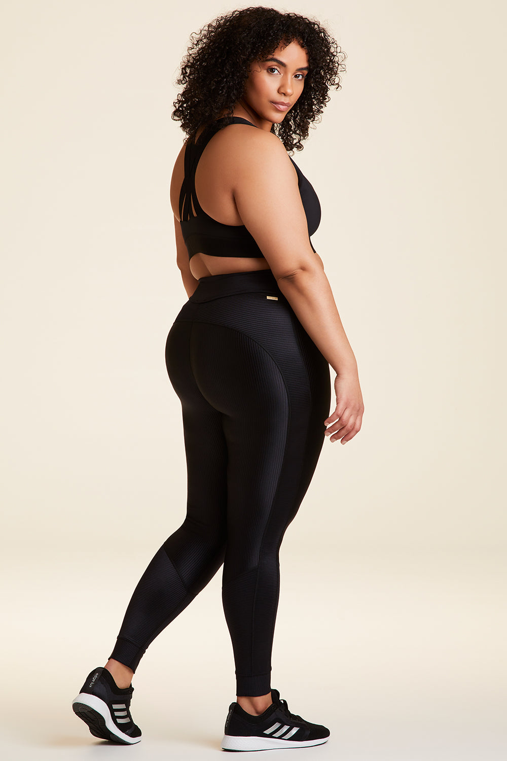 Wholesale Athletic Butt Lift Tights High Waist Workout Plus Size Striped  Leggins for Women - China Women Yoga Leggings and Plus Size Leggings for  Women price