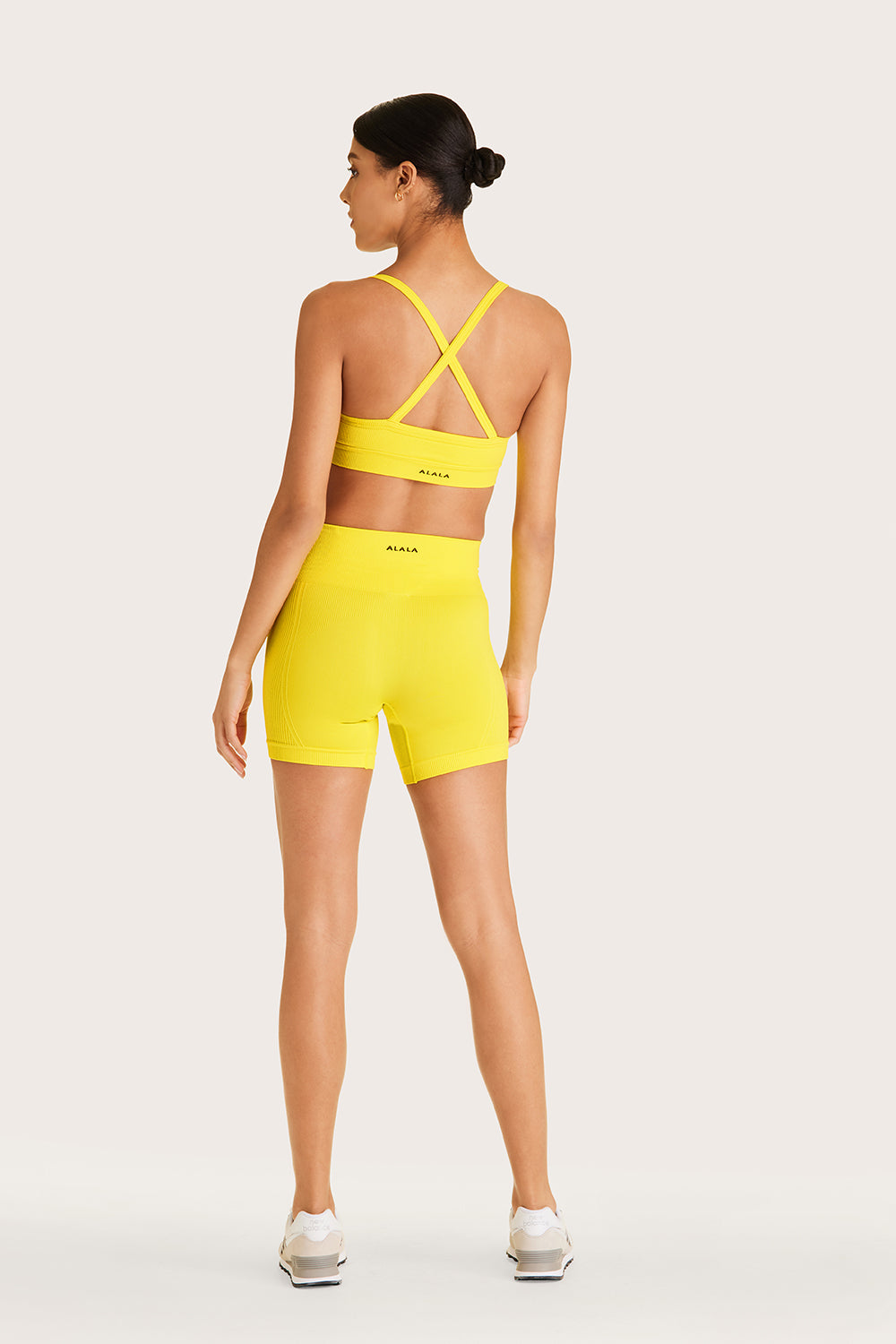 Alala women's seamless bike short in yellow