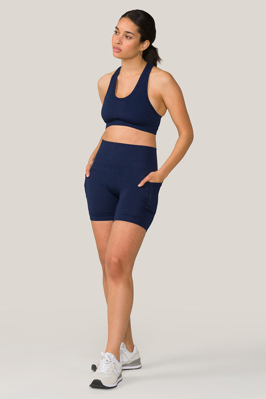 Alala women's seamless bike shorts with pockets in navy