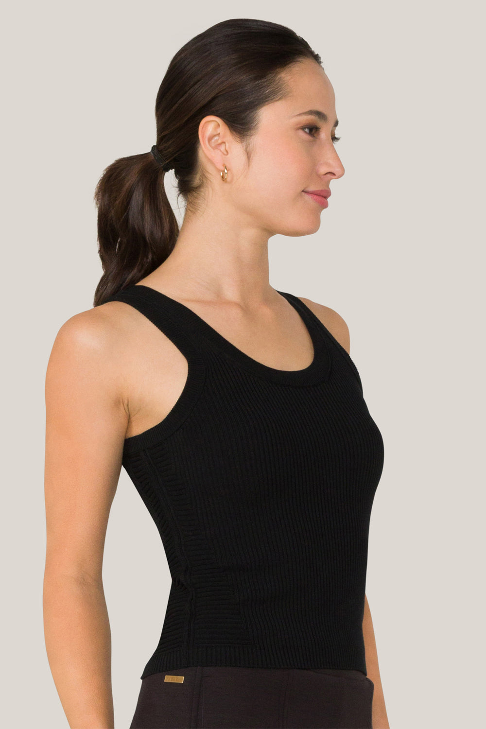 Alala women's scoop neck tank top in black