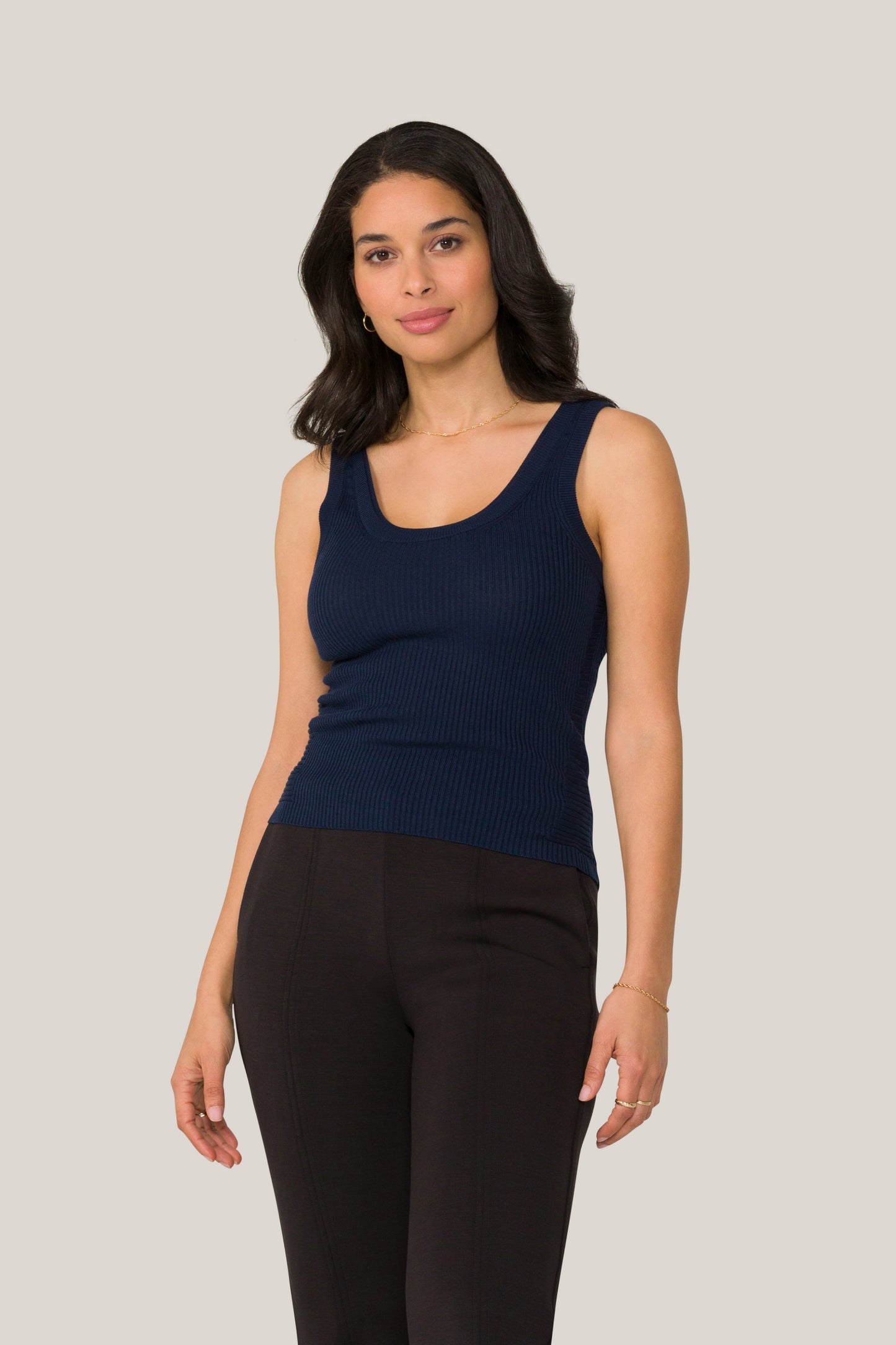 Alala women's scoop neck tank top in navy