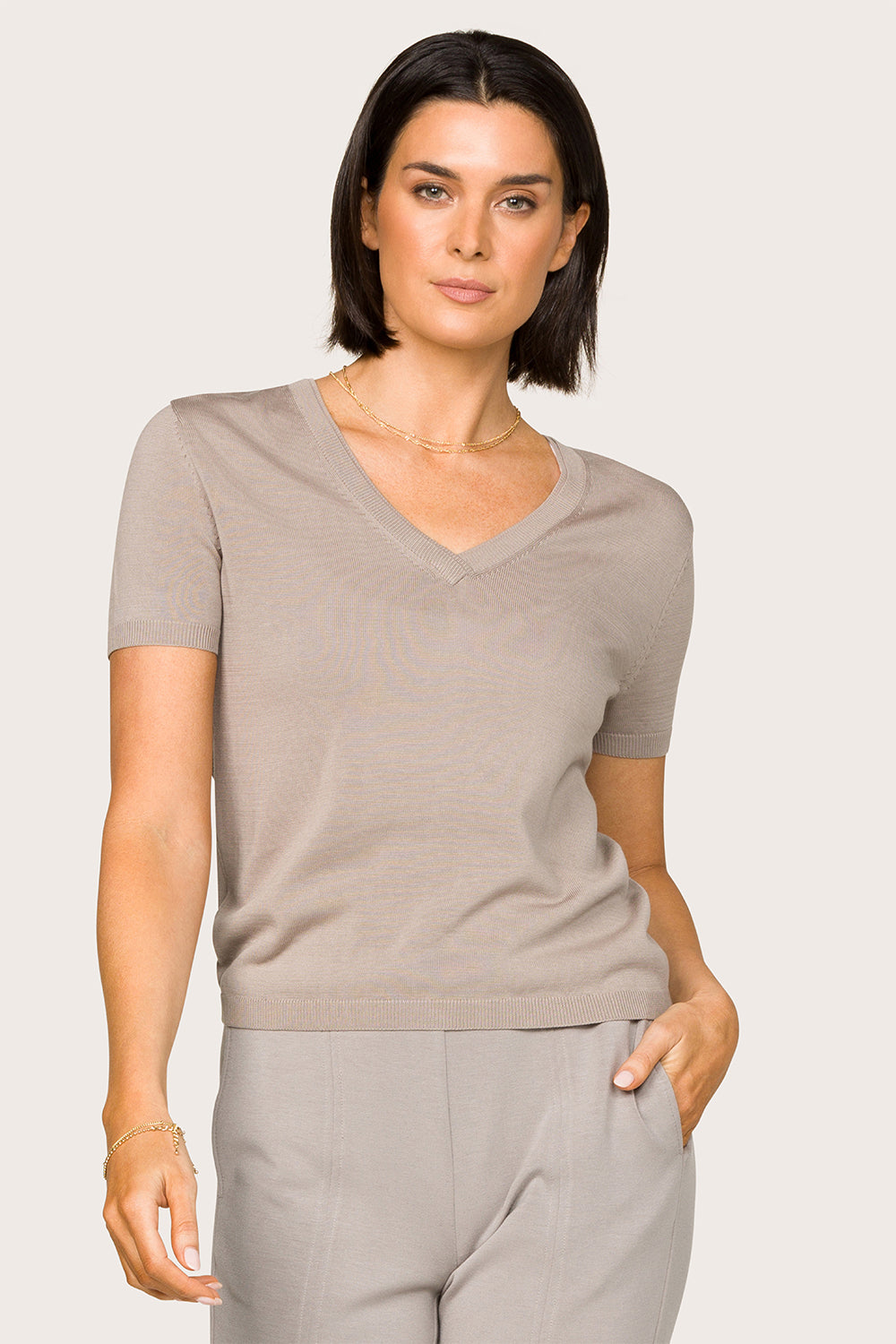 Alala women's knit v-neck t-shirt in grey