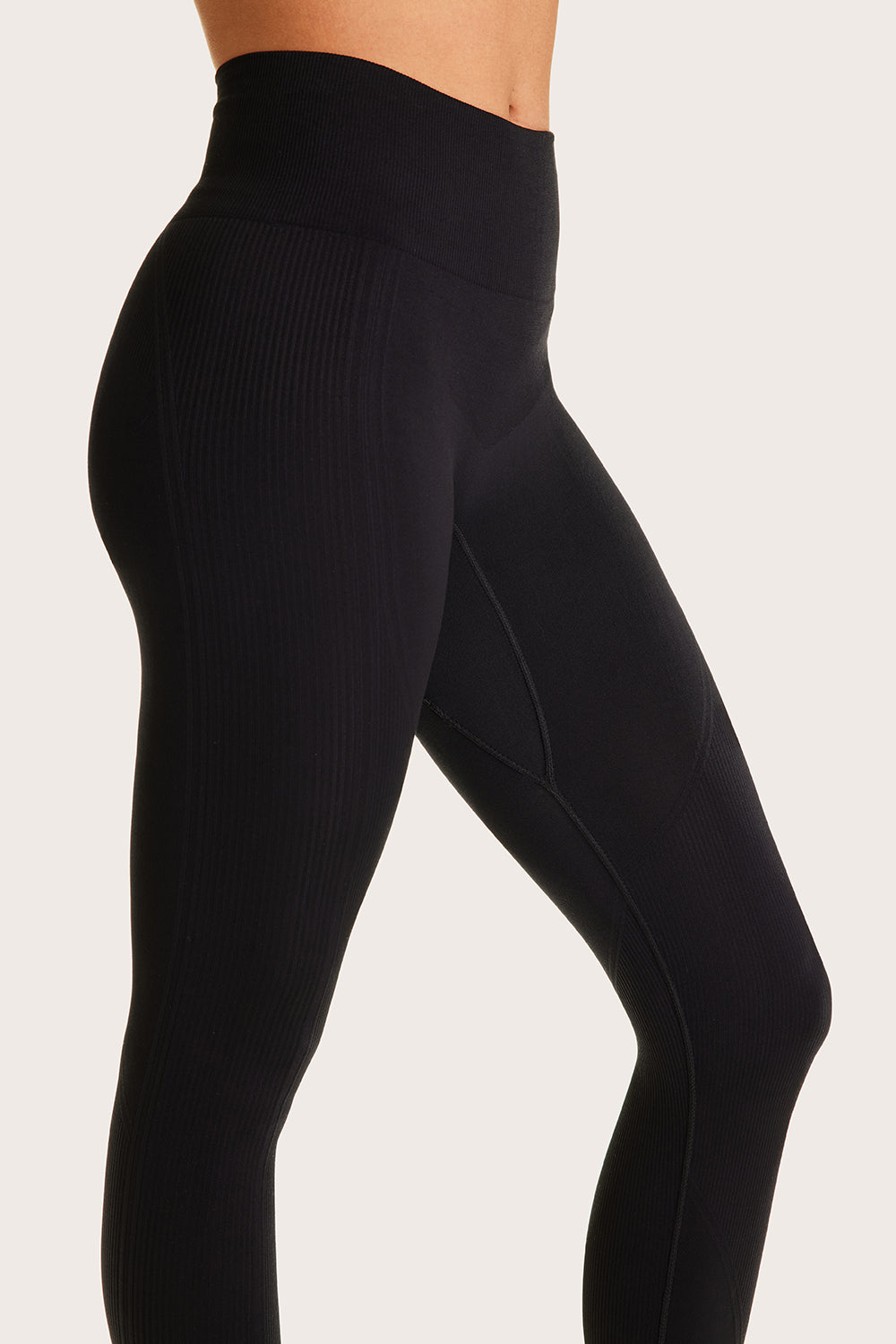 Alala women's seamless stirrup leggings in black