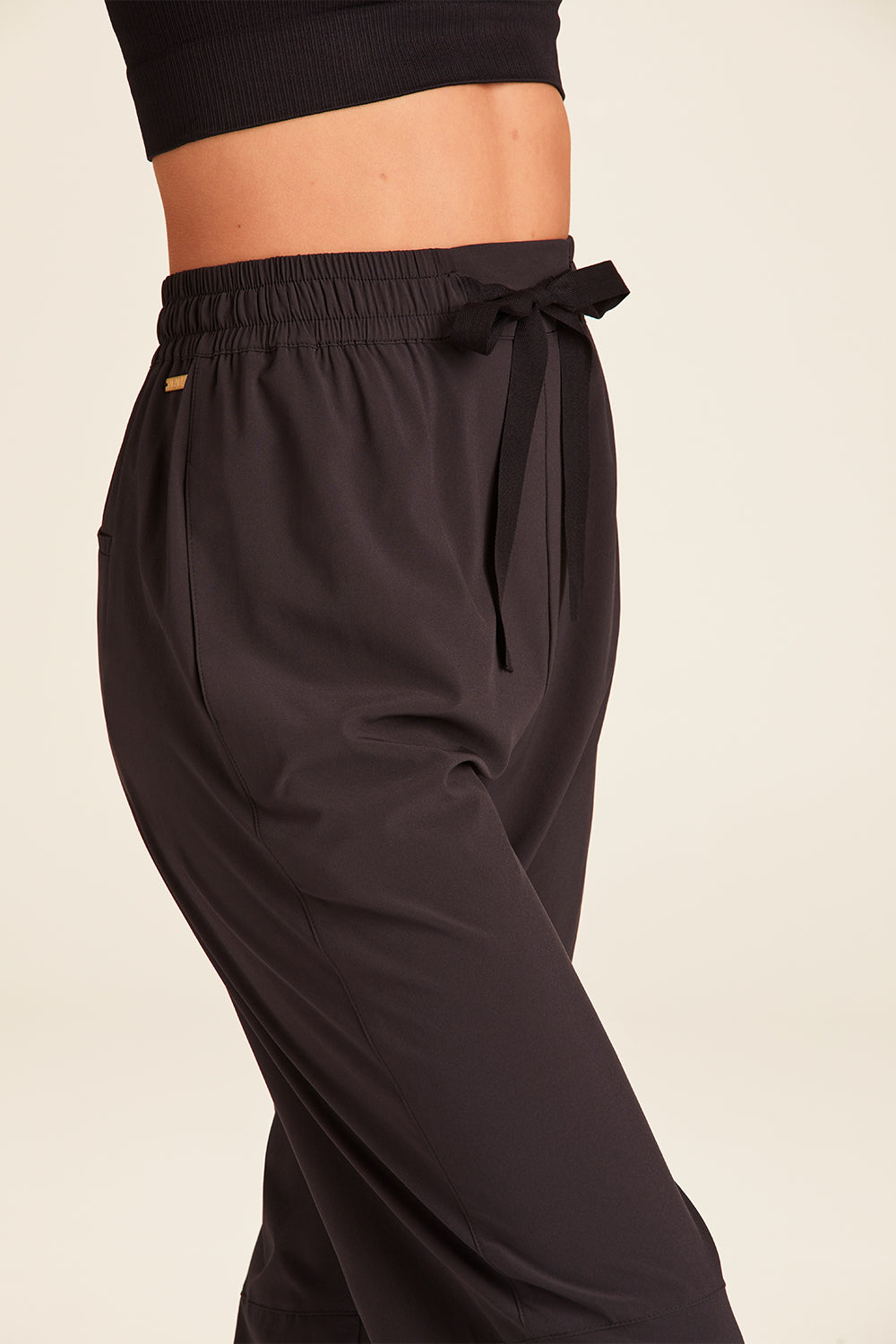 Commuter Temperament Commute Solid Color Hollow Large Size Women Clothes Casual  Pants – Black – XX Large