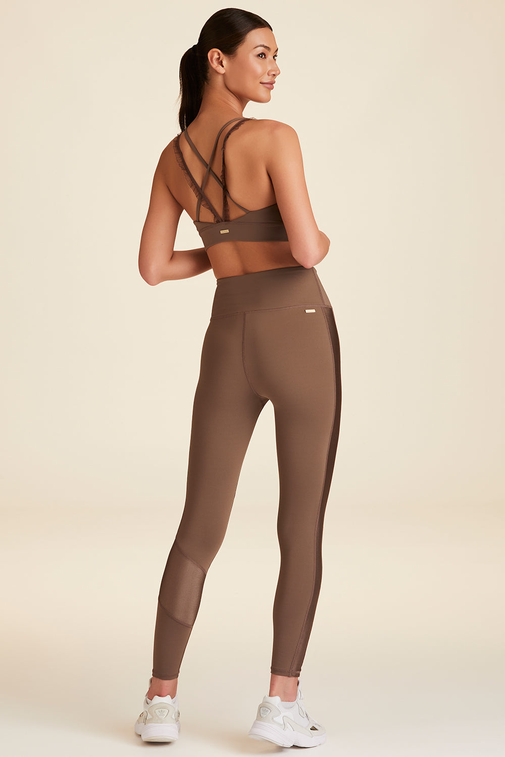 What is the story behind everyone's obsession with Lululemon's bestselling  Align pants and other activewear?
