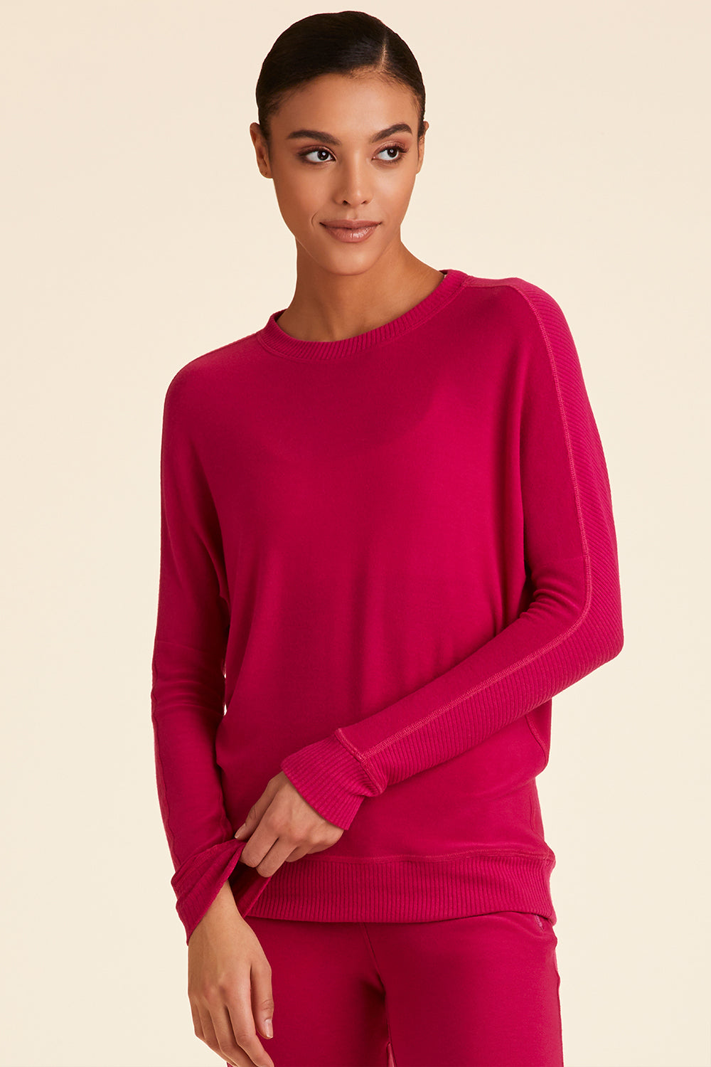 Alala women's rise sweatshirt in raspberry