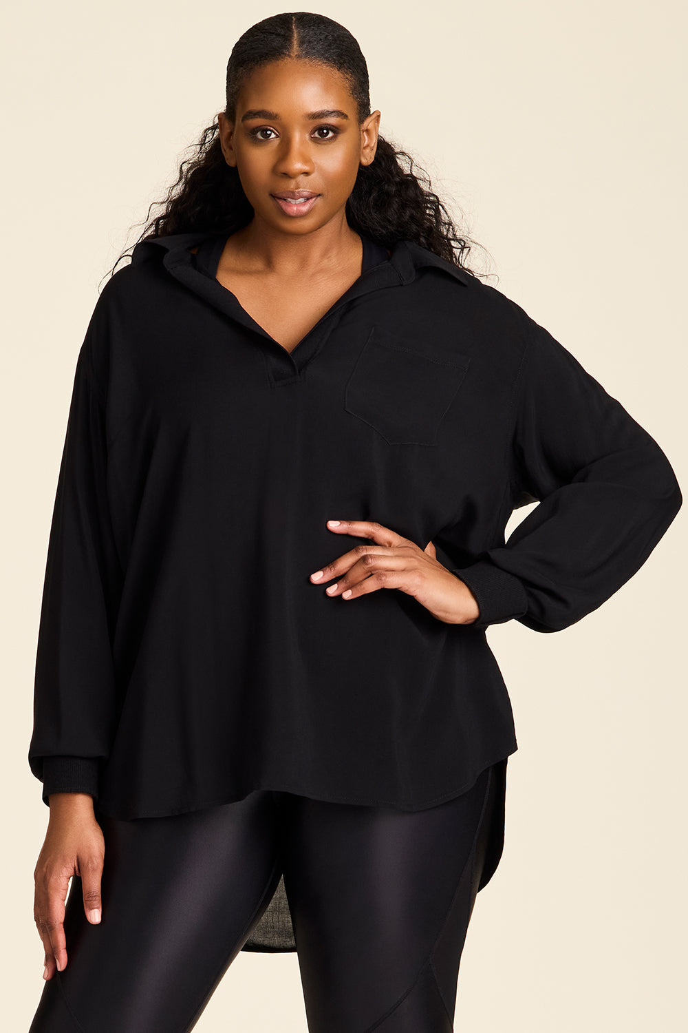 Black flowy hot sale top plus size