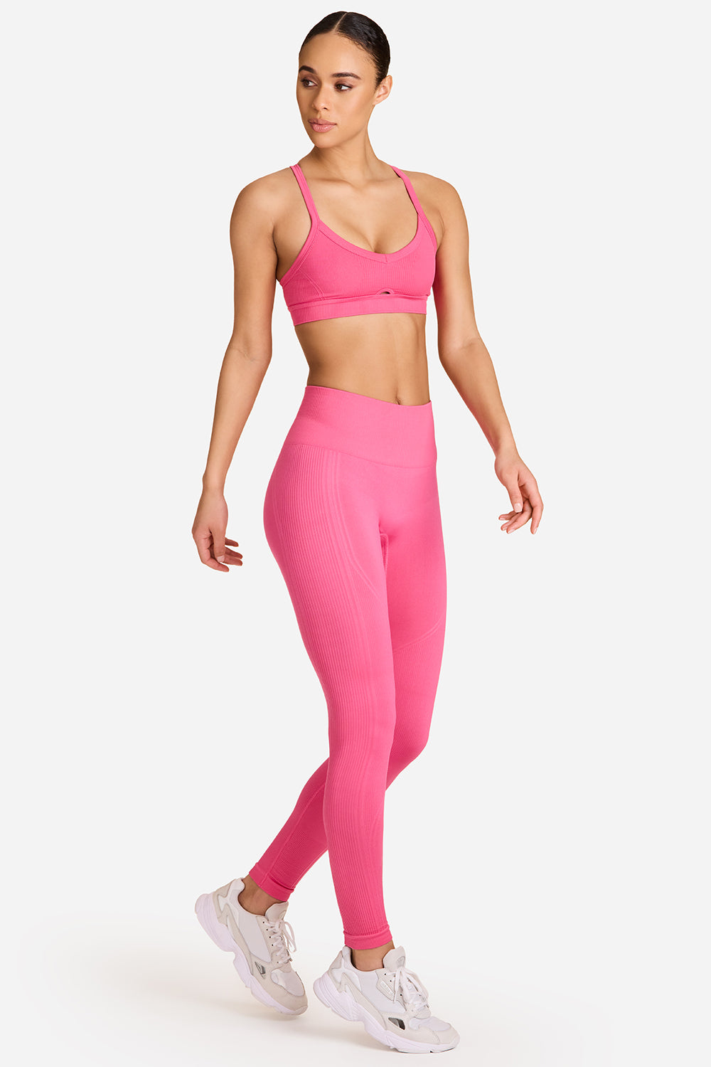 New Free Sample Pink Sports Bra Seamless Gym Women Backless Trainer Workout  Bras// - China Yoga Leggings and Fitness Pants price