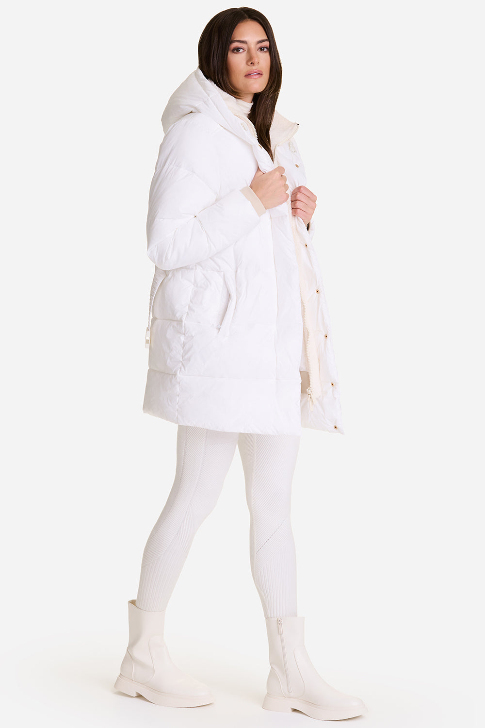 White coats for women are a must-have for your wardrobe | at ZALANDO